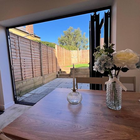 Two Bedroom Bridgnorth Bliss Esterno foto